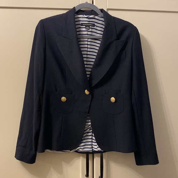 Gorgeous Periphery blazer - Picture 2 of 6